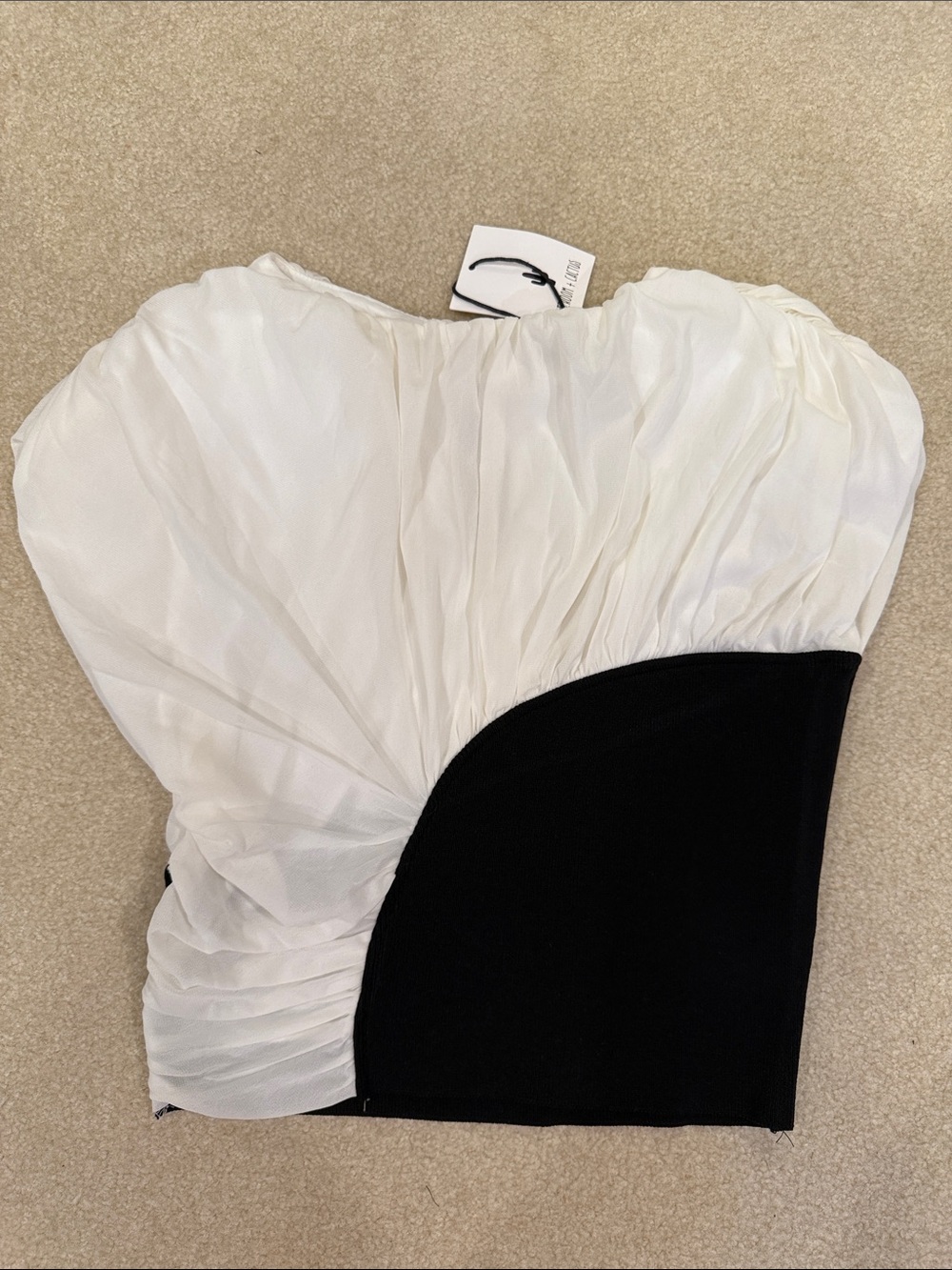White and Black Cap Sleeve Ruched Top